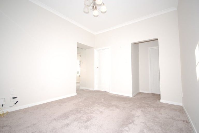 Photo of property in 16 Seaview Terrace, Mount Albert, Auckland, 1025