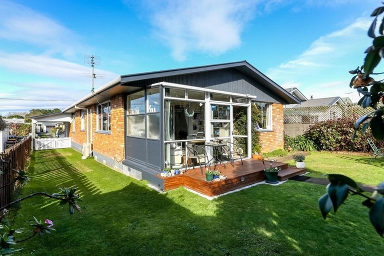 Photo of property in 16 Walsh Road, Westown, New Plymouth, 4310