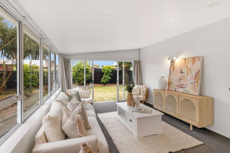 Photo of property in 16 Cottonwood Street, Parklands, Christchurch, 8083