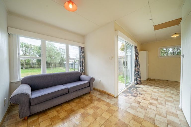 Photo of property in 83 Brandon Street, Featherston, 5710