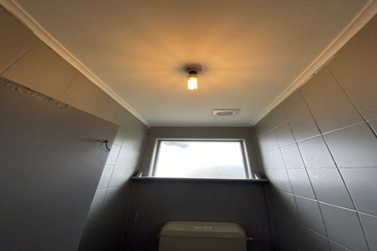 Photo of property in 445 Don Buck Road, Massey, Auckland, 0614