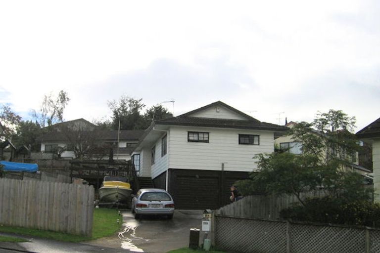 Photo of property in 52a Sandgate Avenue, Botany Downs, Auckland, 2010