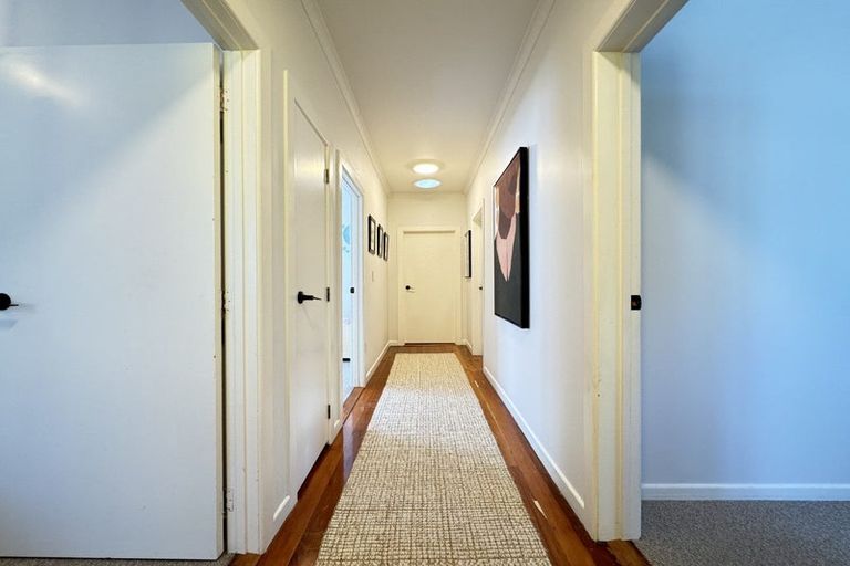 Photo of property in 83 Miramar Avenue, Miramar, Wellington, 6022