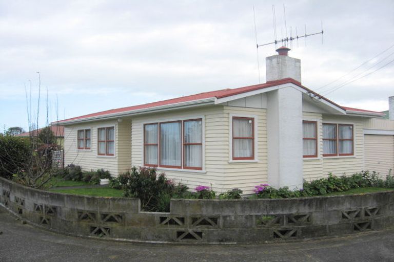 Photo of property in 105 Liverpool Street, Levin, 5510