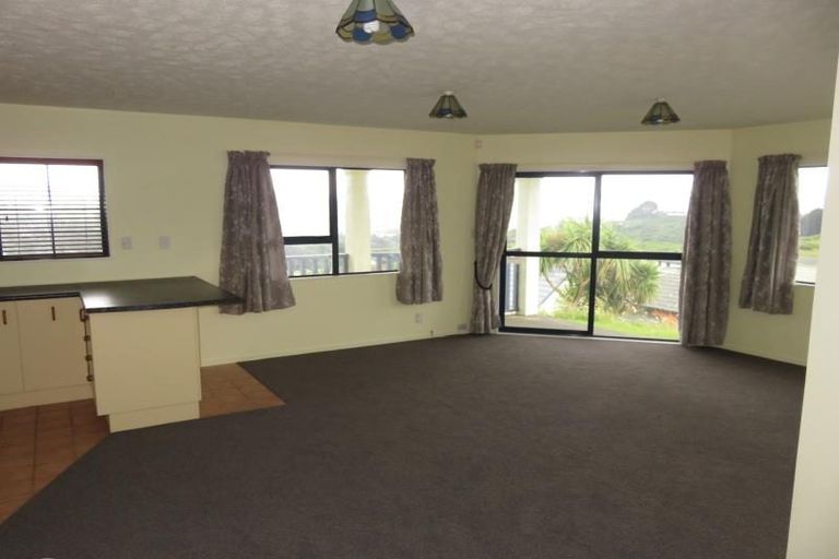 Photo of property in 39b Kentwood Drive, Woodridge, Wellington, 6037