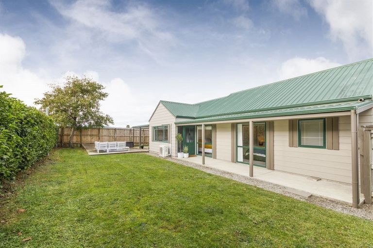 Photo of property in 102 Roberts Line, Kelvin Grove, Palmerston North, 4414