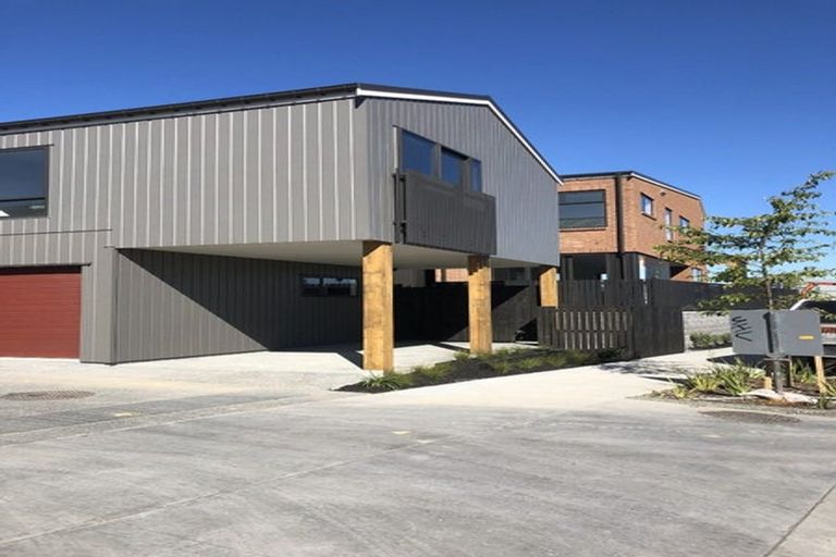 Photo of property in 64 Nugget Avenue, Hobsonville, Auckland, 0616