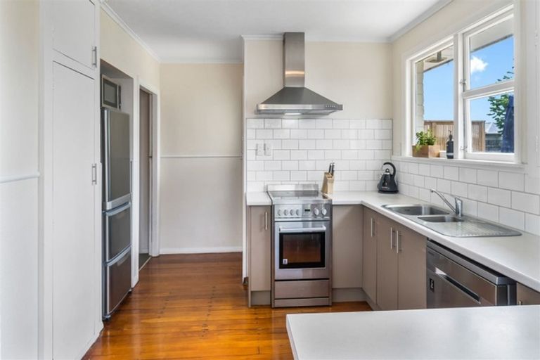 Photo of property in 6 Blakehall Place, Spreydon, Christchurch, 8024