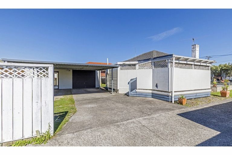 Photo of property in 1/11 Mangarata Avenue, Papatoetoe, Auckland, 2025