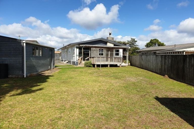 Photo of property in 11 Meadow Park Crescent, Tikipunga, Whangarei, 0112