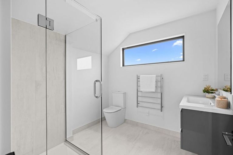 Photo of property in 115a Lincoln Road, Addington, Christchurch, 8024