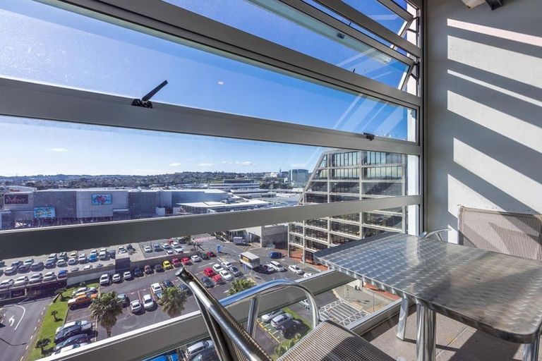 Photo of property in Proximity Apartments, 905/17 Osterley Way, Manukau, Auckland, 2104