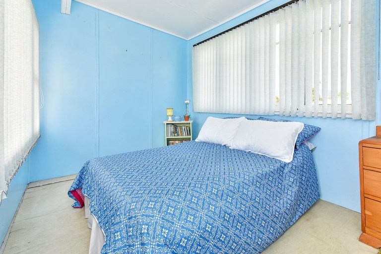 Photo of property in 72 Howard Road, Orere Point, 2585