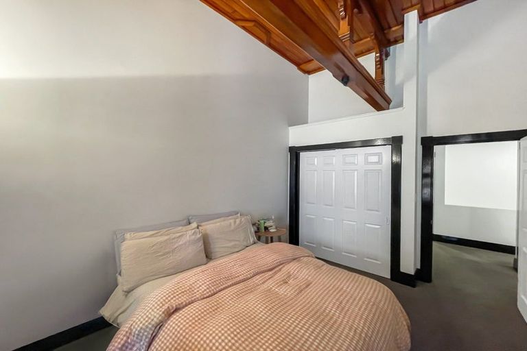 Photo of property in Whitmore Apartments, 1b/7 Stout Street, Wellington Central, Wellington, 6011
