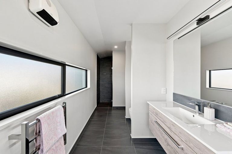 Photo of property in 61 Prestons Park Drive, Marshland, Christchurch, 8083