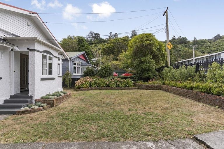 Photo of property in 6 Bridge Street, Melling, Lower Hutt, 5010