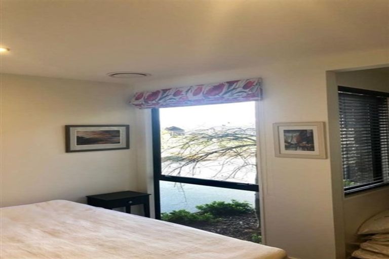 Photo of property in 25 Hackett Road, Jacks Point, Queenstown, 9371