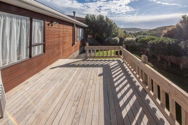 Photo of property in 36 Burbank Crescent, Churton Park, Wellington, 6037