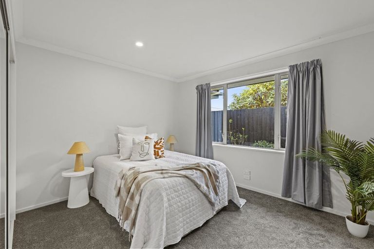 Photo of property in 15a Westburn Terrace, Burnside, Christchurch, 8041