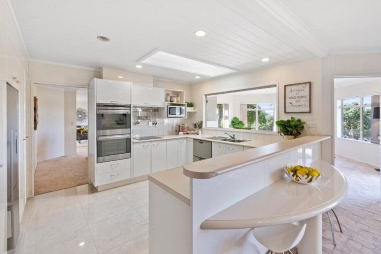 Photo of property in 88 Rushgreen Avenue, Pahurehure, Papakura, 2113