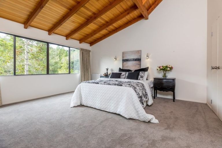 Photo of property in 16 Homewood Place, Chatswood, Auckland, 0626