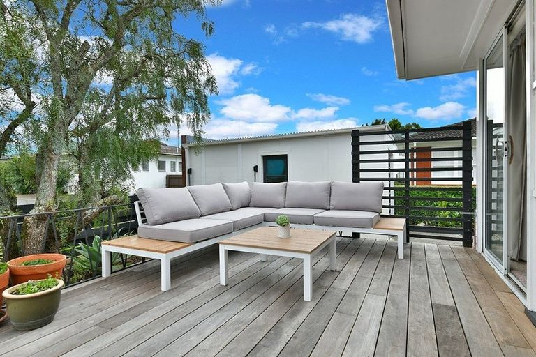 Photo of property in 4/766 Beach Road, Browns Bay, Auckland, 0630