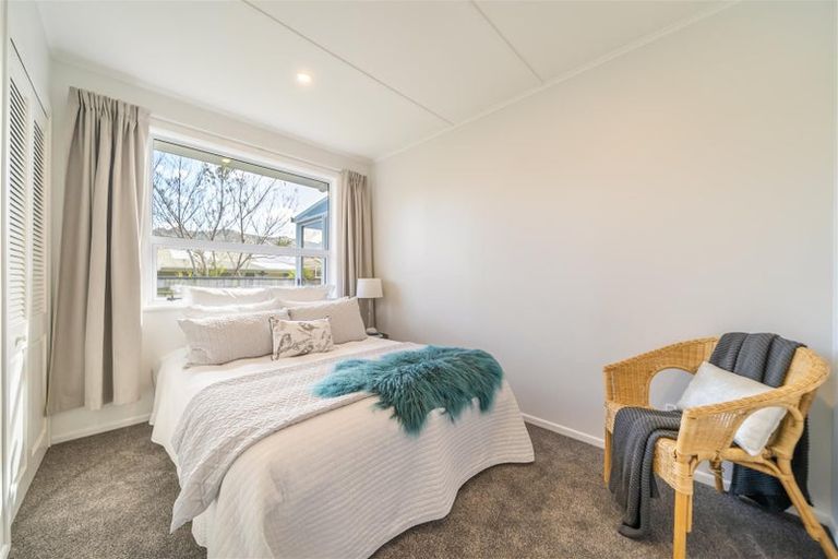 Photo of property in 5a Totara Park Road, Clouston Park, Upper Hutt, 5018