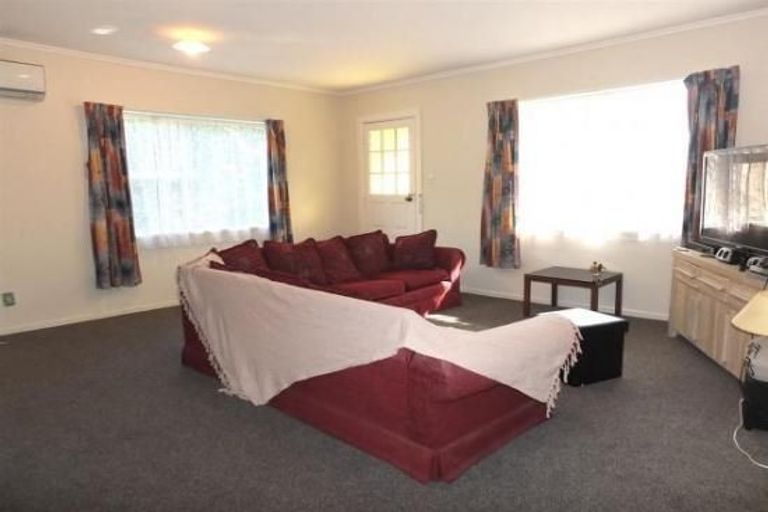 Photo of property in 2/57 Mathesons Road, Phillipstown, Christchurch, 8011