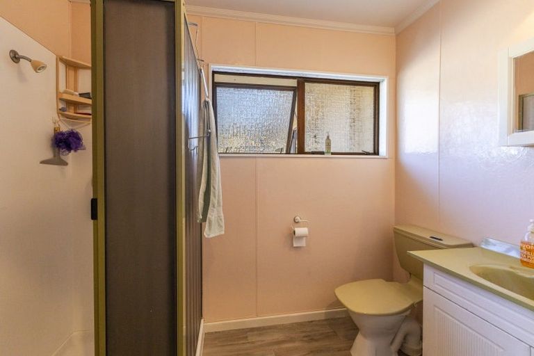 Photo of property in 245 State Highway 2, Clive, 4102