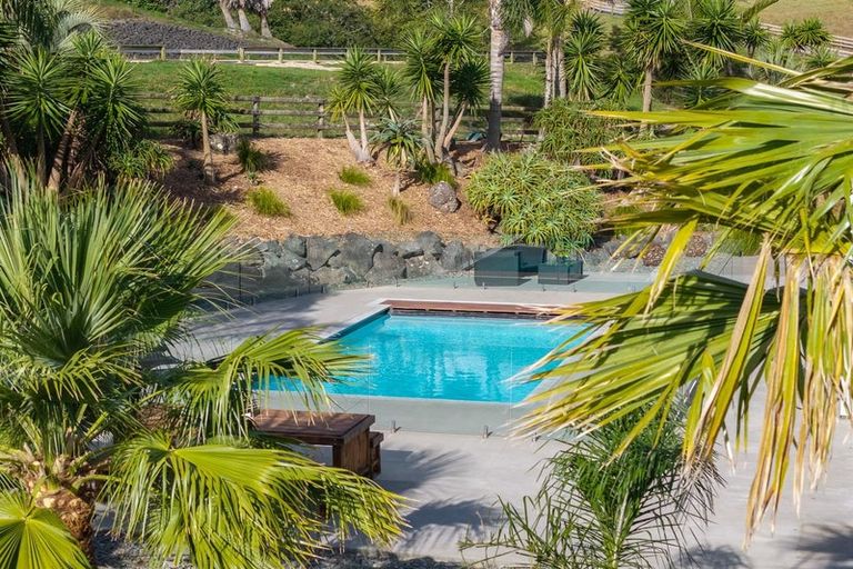 Photo of property in 105 Zanders Road, Helensville, Waimauku, 0882