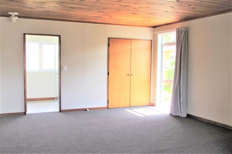 Photo of property in 67 Percy Dyett Drive, Karori, Wellington, 6012