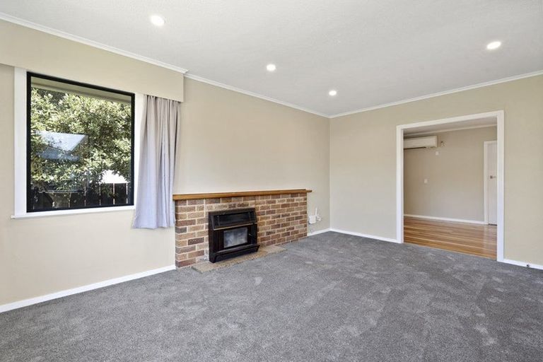Photo of property in 63 Kashmir Avenue, Clouston Park, Upper Hutt, 5018