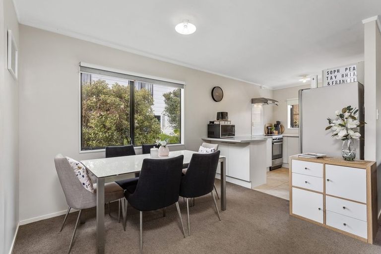 Photo of property in 1/181 Manuka Road, Bayview, Auckland, 0629