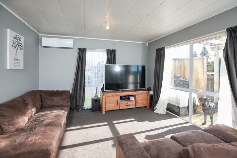 Photo of property in 10 Penney Green, Nawton, Hamilton, 3200