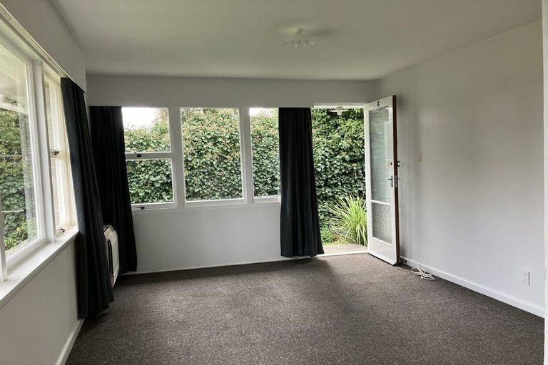 Photo of property in 2/26 Edgeware Road, St Albans, Christchurch, 8014