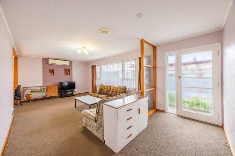 Photo of property in 24 Essex Street, Tamatea, Napier, 4112