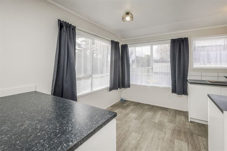 Photo of property in 1/10 Gloaming Place, Conifer Grove, Takanini, 2112