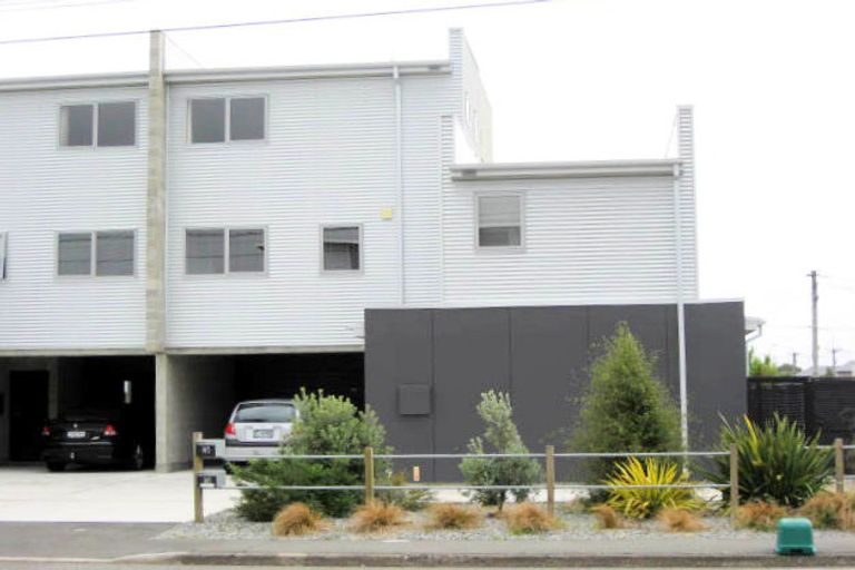 Photo of property in 145 Purchas Street, Edgeware, Christchurch, 8013