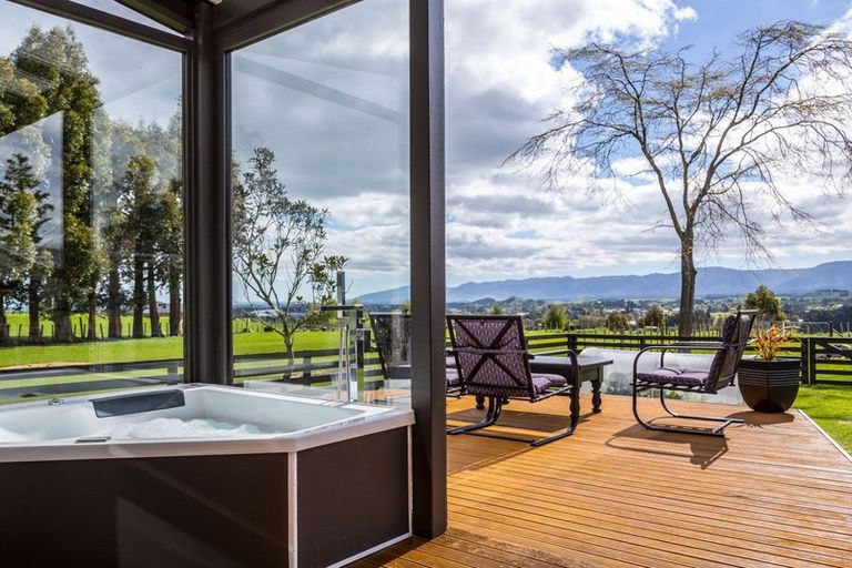 Photo of property in 423 Tipapakuku Road, Dannevirke, 4976