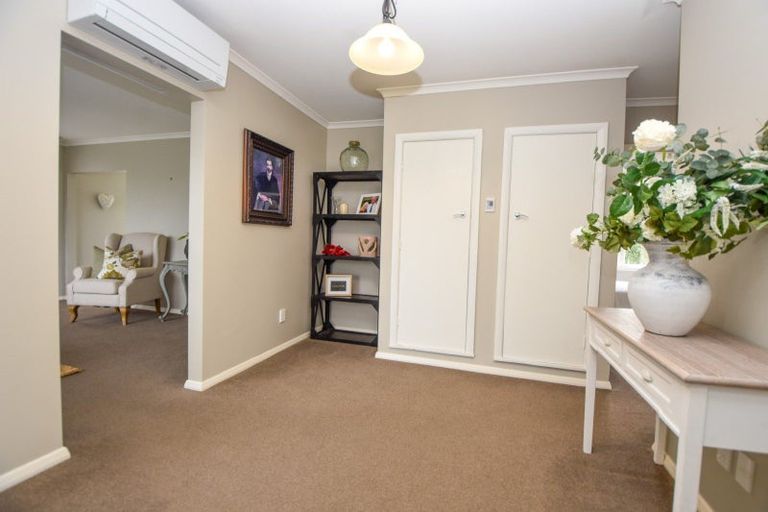 Photo of property in 69 Nelson Crescent, Carterton, 5713