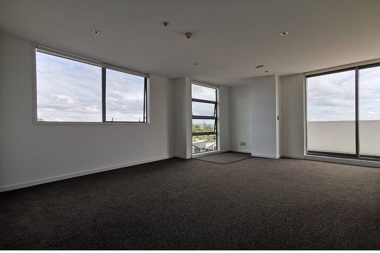 Photo of property in Maison Apartments, 212/16 Huron Street, Takapuna, Auckland, 0622