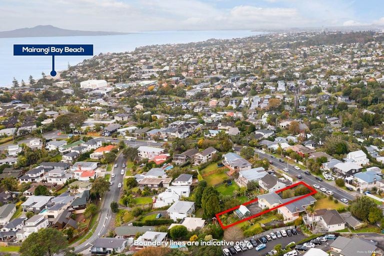 Photo of property in 31 Sunrise Avenue, Murrays Bay, Auckland, 0630