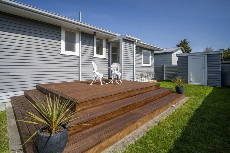 Photo of property in 34 Middle Road, Havelock North, 4130