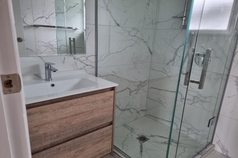 Photo of property in 82 Vine Street, Mangere East, Auckland, 2024