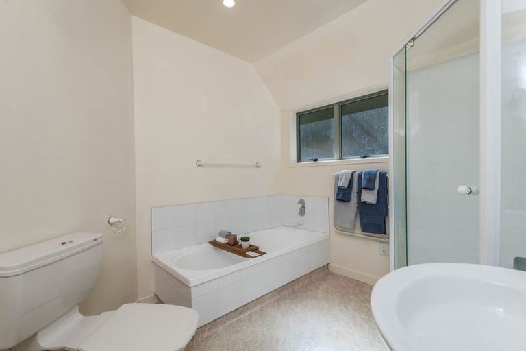 Photo of property in 103a Jubilee Road, Khandallah, Wellington, 6035