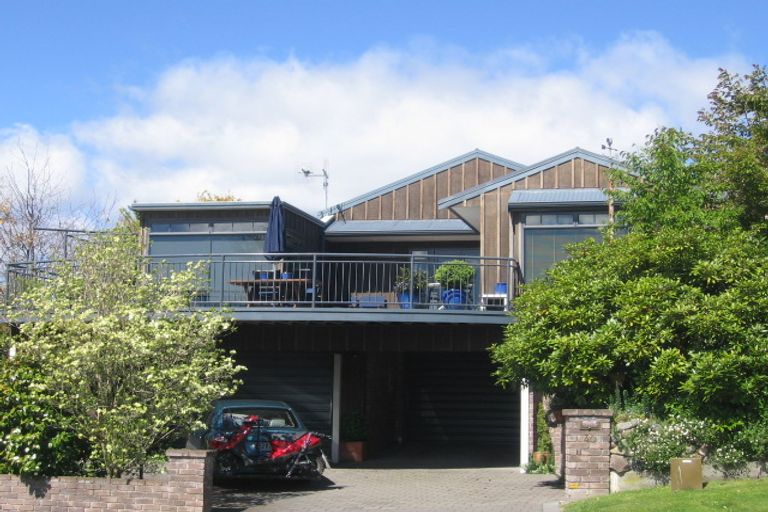 Photo of property in 40 Rainbow Drive, Rainbow Point, Taupo, 3330