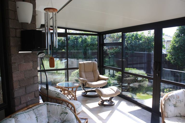 Photo of property in 4 Cranbrook Grove, Waikanae, 5036