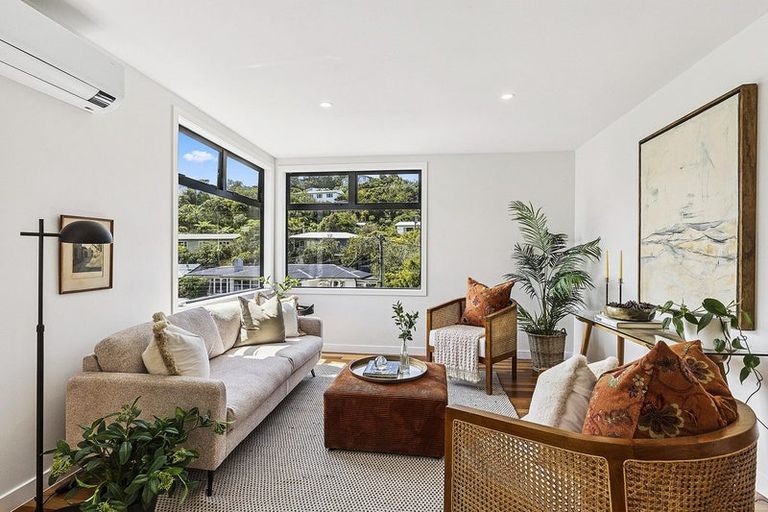 Photo of property in 152 Campbell Street, Karori, Wellington, 6012