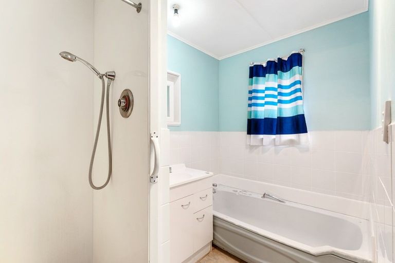 Photo of property in 4 Newburn Grove, Wainuiomata, Lower Hutt, 5014