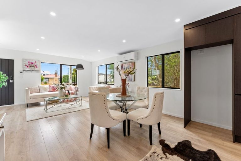 Photo of property in 133e Manuroa Road, Takanini, 2112